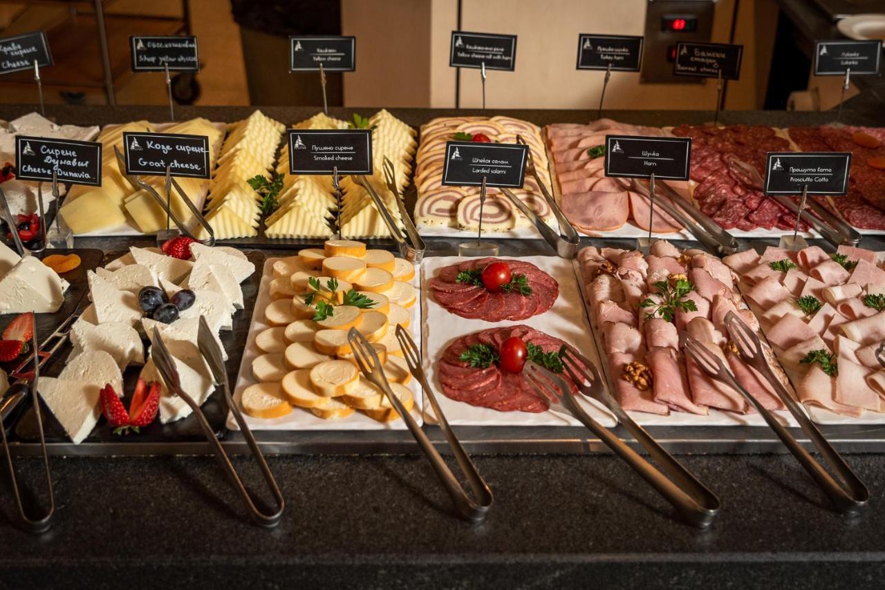 Hotel Arte Spa & Park Velingrad Luaran gambar A selection of cold cuts