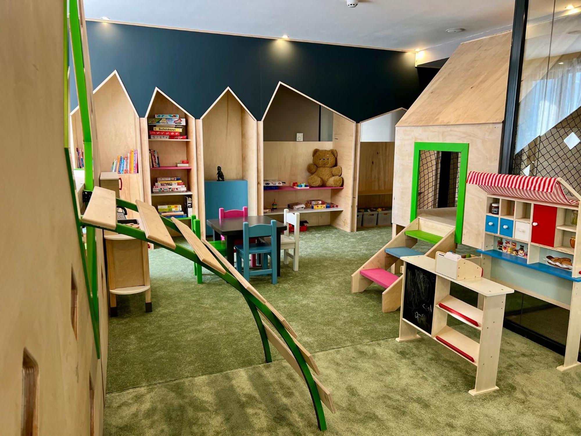 Hotel Arte Spa & Park Velingrad Luaran gambar The Children's Museum of Oakville