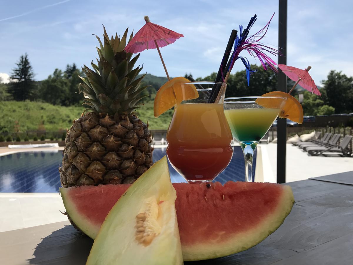 Hotel Arte Spa & Park Velingrad Luaran gambar A watermelon cooler