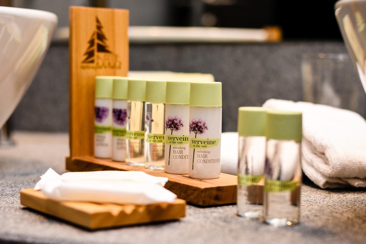 Hotel Arte Spa & Park Velingrad Luaran gambar A selection of toiletries
